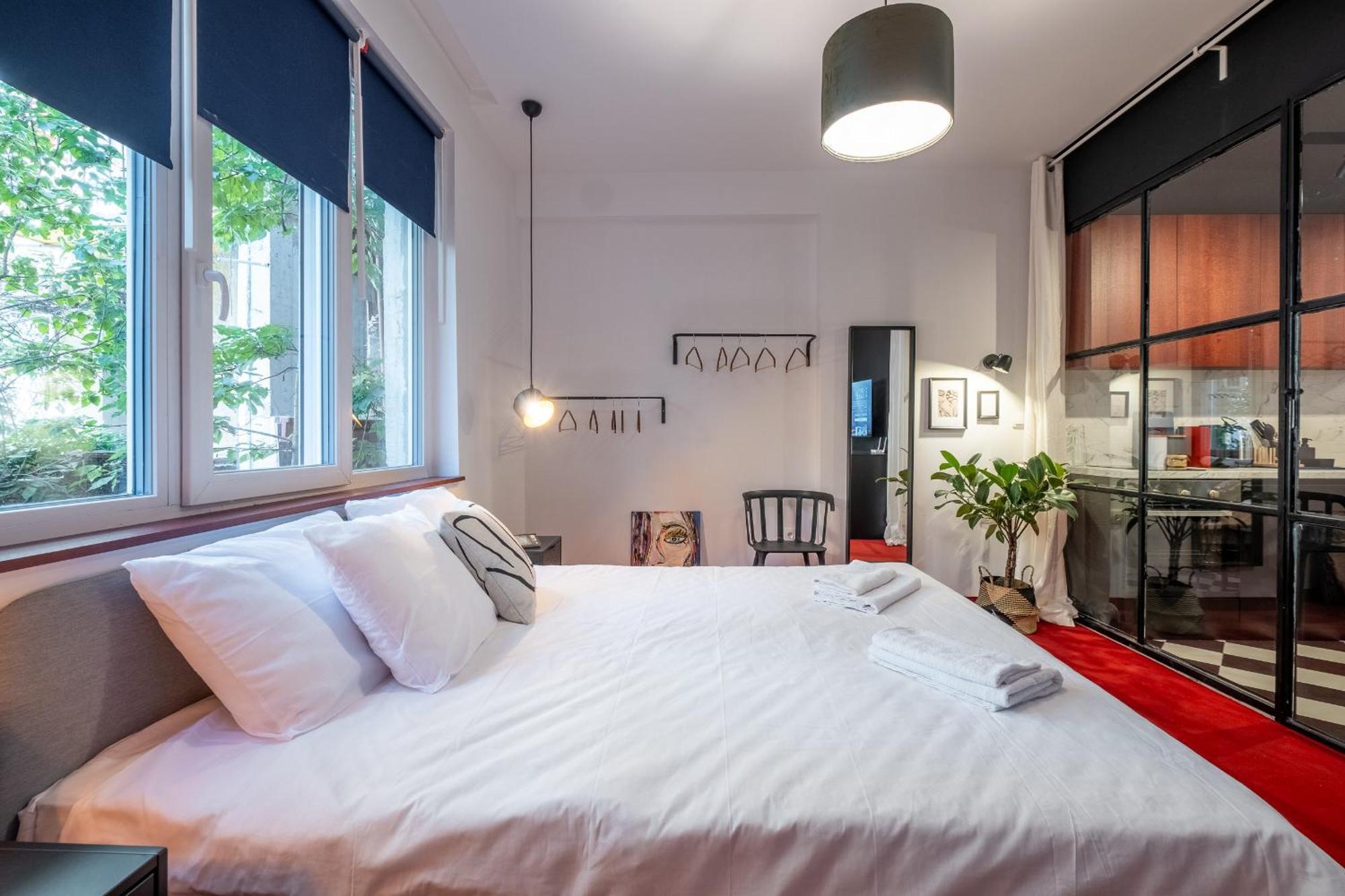 Central Art-Inspired Flat With Private Garage Sofia Ngoại thất bức ảnh